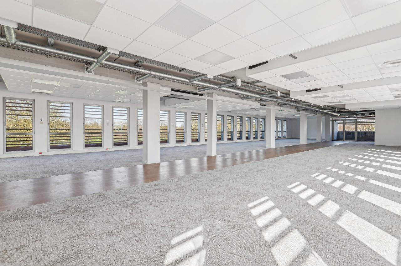 Bureau Villeneuve-d'Ascq 7896m² Location bureau Villeneuve-d'Ascq Nord OLBUR2120075 7